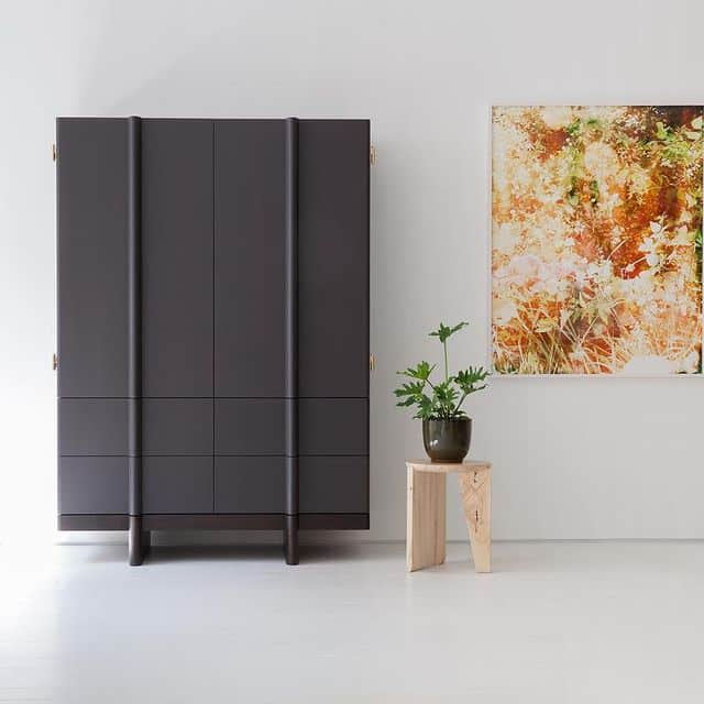 Home Categories rzeźba drewniana – dekoracja gabinetu – ujęcie 6