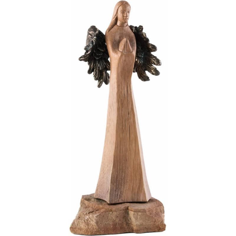Anioł - Seria Ekskluzywna - Patron Wiernych - (Model 2 z 3) figura drewniana – prezent na chrzest – ujęcie 2