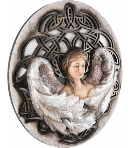 Anioł - Harmonia - Ażurowe ornamentalne tło figura drewniana – prezent na chrzest – ujęcie 2