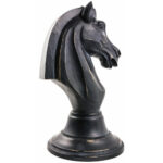 Koń Szachowy - rzeźba drewniana (rozmiar 1 - czarny) rzeźba drewniana – dekoracja biblioteki – ujęcie 3