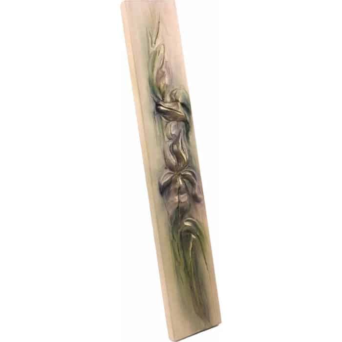 Ornament drewniany (Irys) – elegancka rzeźba z drewna do biblioteki Ornament drewniany (Irys) rzeźba drewniana – dekoracja biblioteki