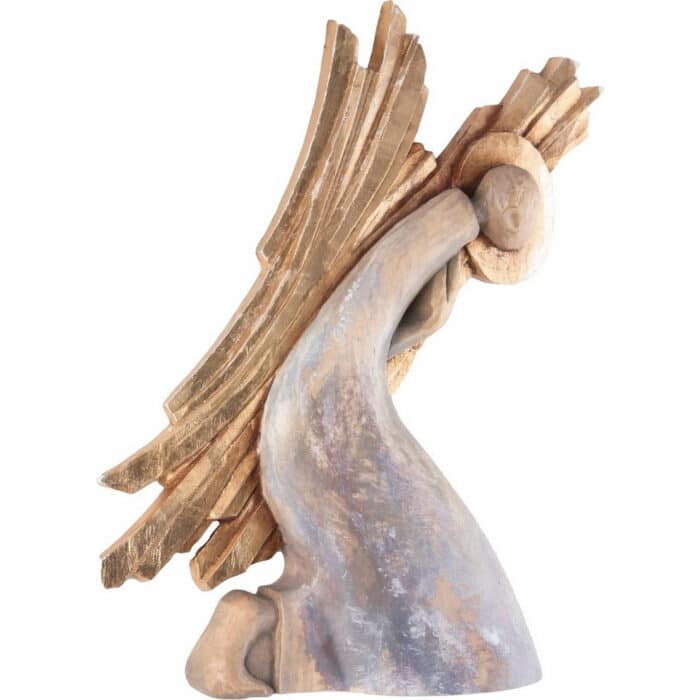 Anioł - Skromny (model 2) figura drewniana – prezent na chrzest – ujęcie 2