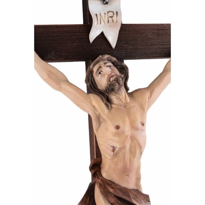 Krucyfiks - Jezus Chrystus Ukrzyżowany figura drewniana – prezent na chrzest – ujęcie 2