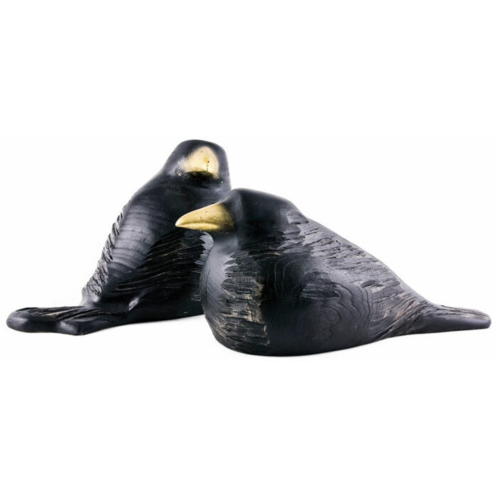 Czarna wrona / Kruk - rzeźba drewniana (Model 1) rzeźba drewniana – dekoracja gabinetu – ujęcie 2