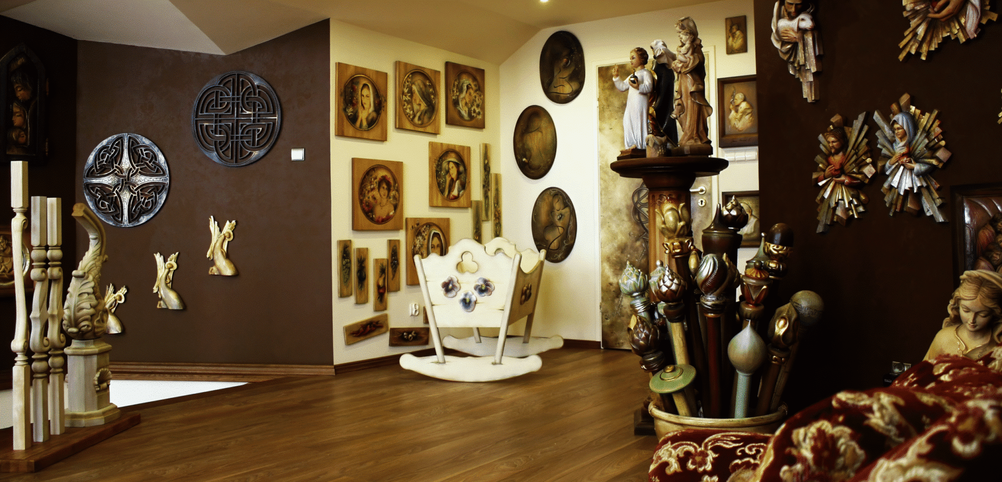 Rzeźby w drewnie od Viktor-Art – unikalna sztuka, która nadaje wnętrzom duszę